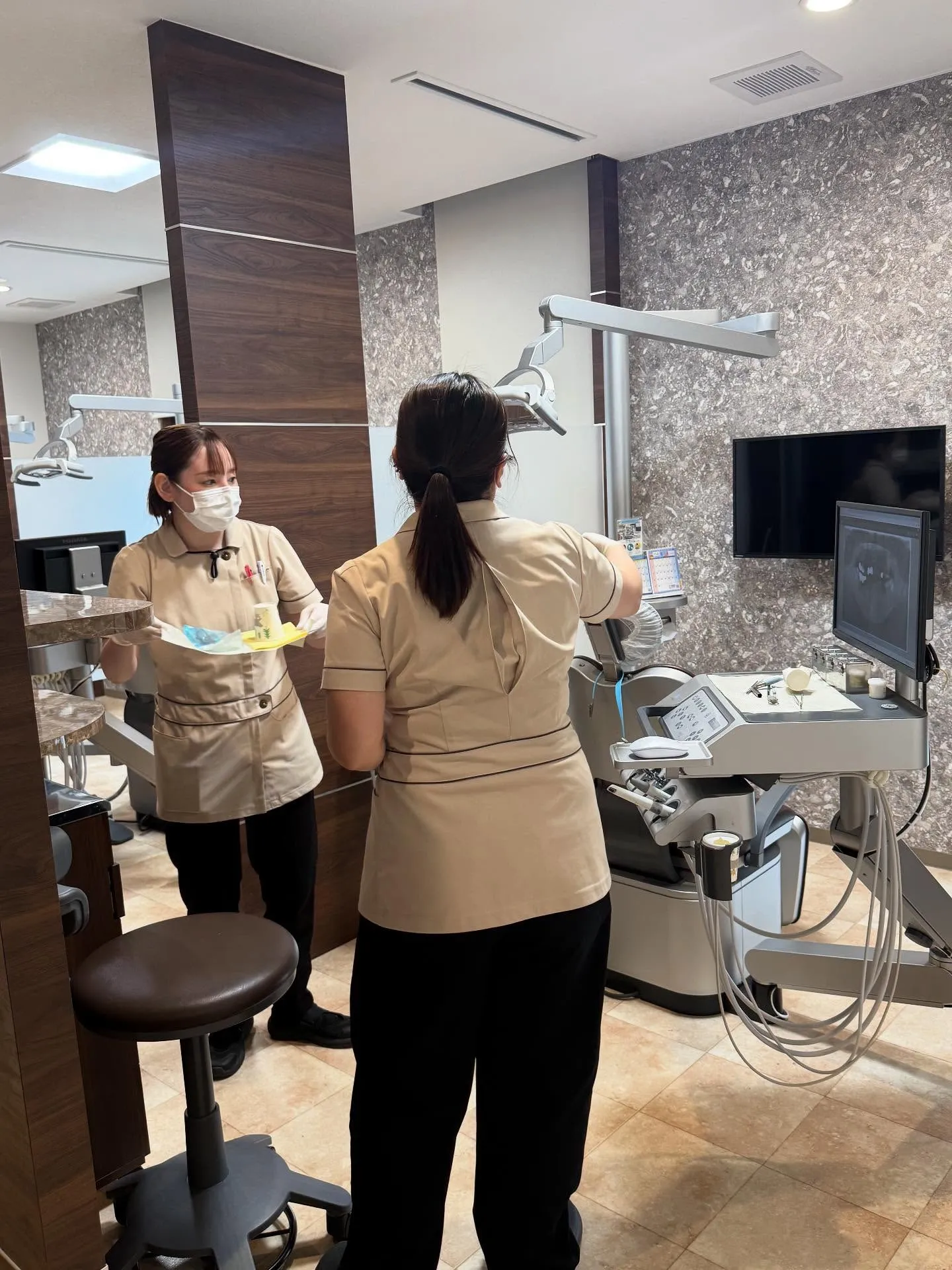 お昼休憩前のお掃除タイム🧹