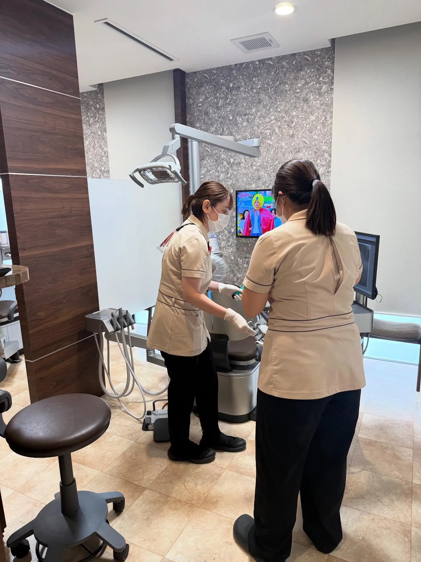 お昼休憩前のお掃除タイム🧹