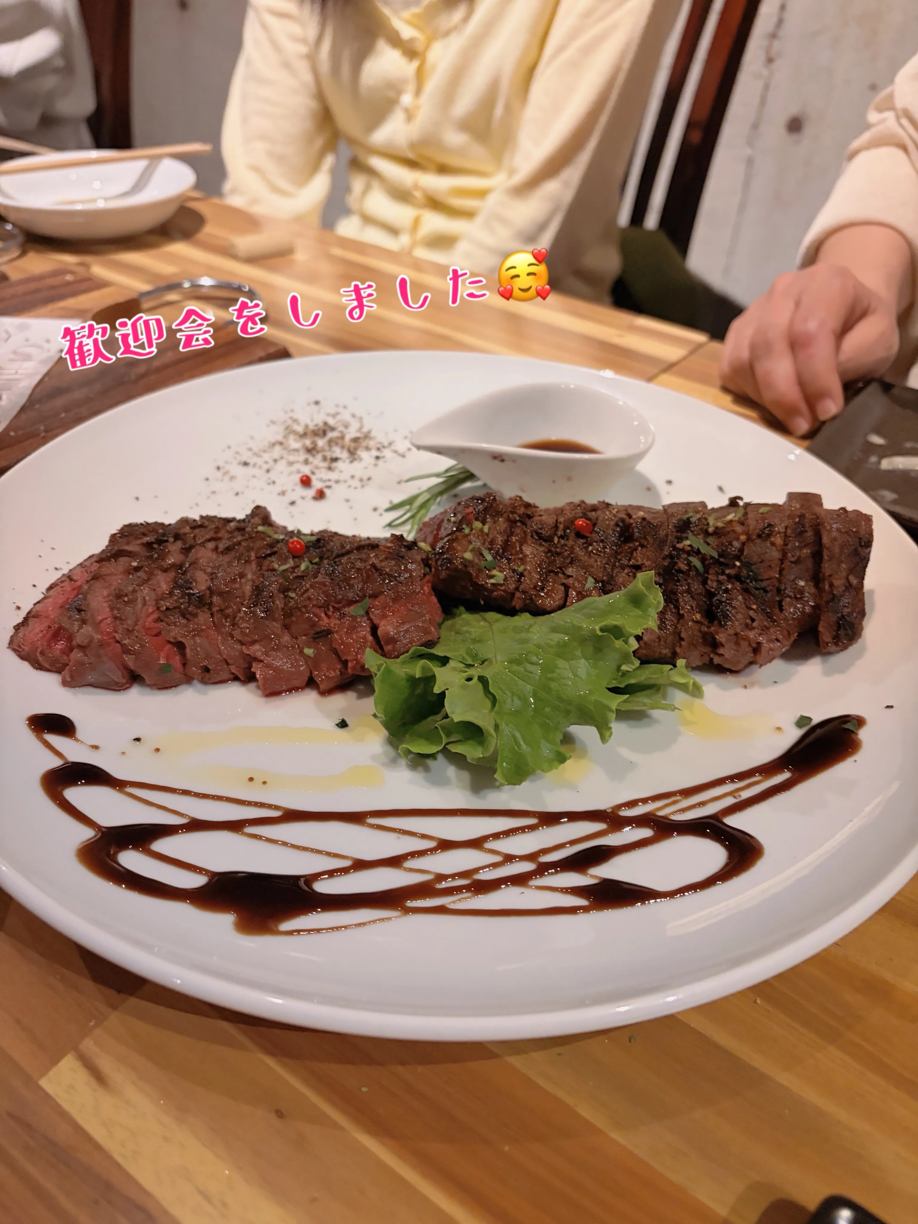 4月に新スタッフが増えたので歓迎会をしました🍖